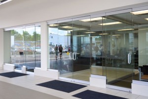 commercial-glass-install-auto-dealership