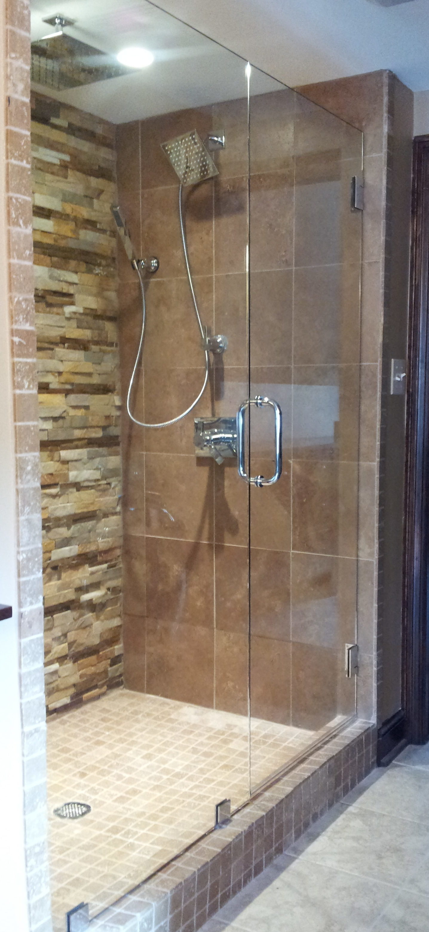 frameless-glass-shower-door-kansas-city