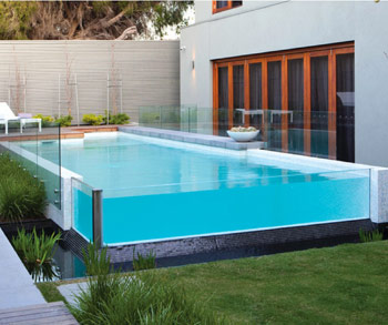 glass pool fence